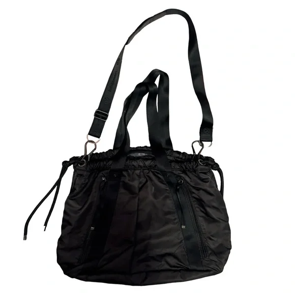RARE lululemon athletica All-Black Effortless Gym and Yoga Bag - Picture 6 of 7